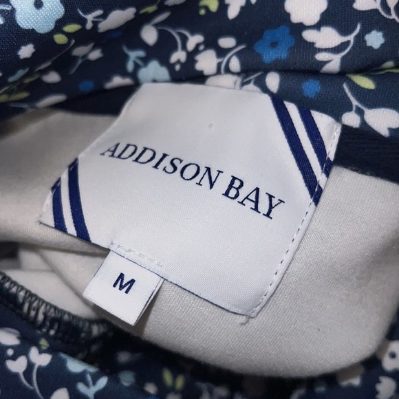 Addison Bay The Everyday Pullover Courtside Multi Floral M - Picture 9 of 10